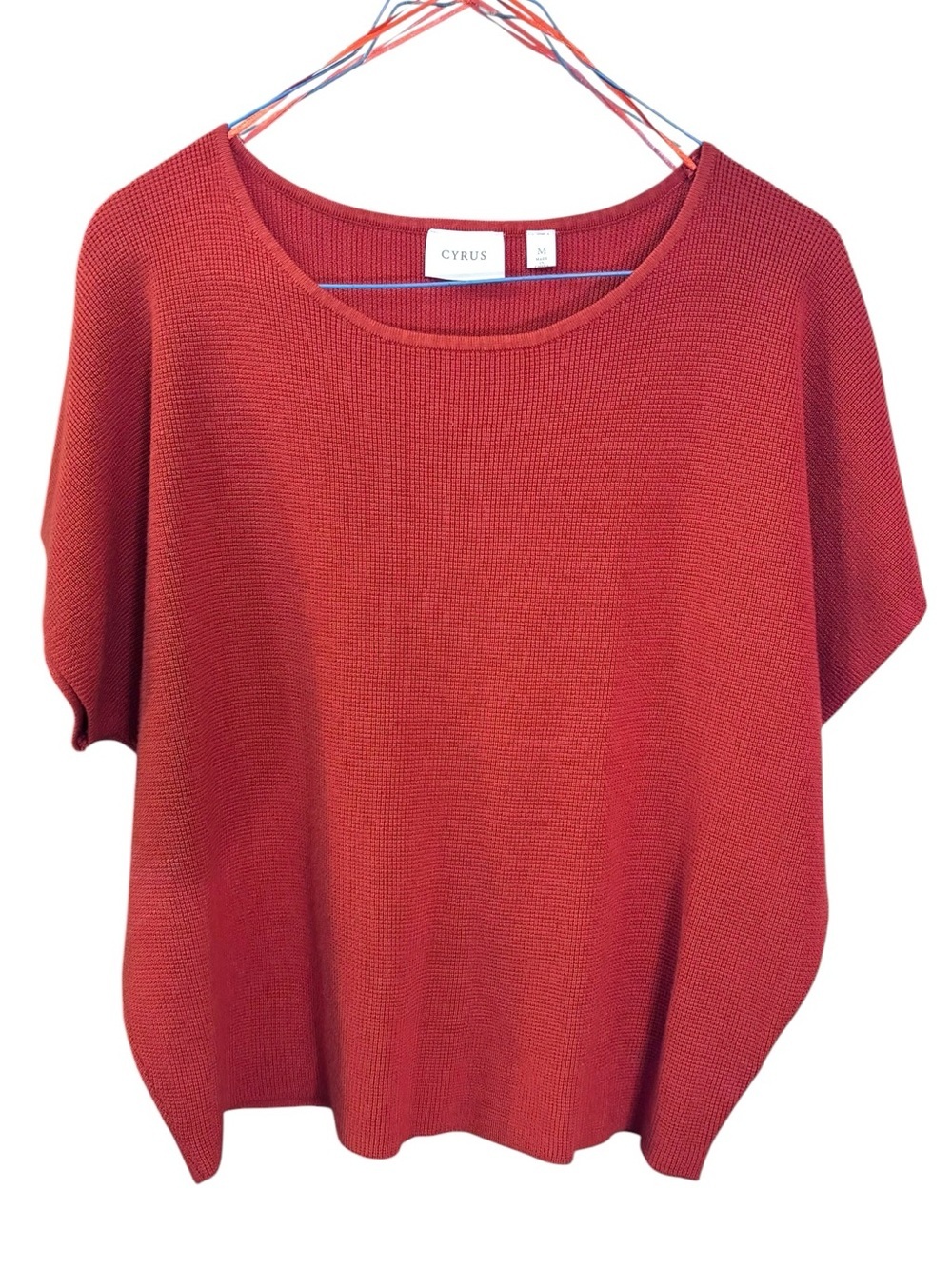 Cyrus Red-Orange Scoop Neck Short Sleeve Knit Sweater - Size M
